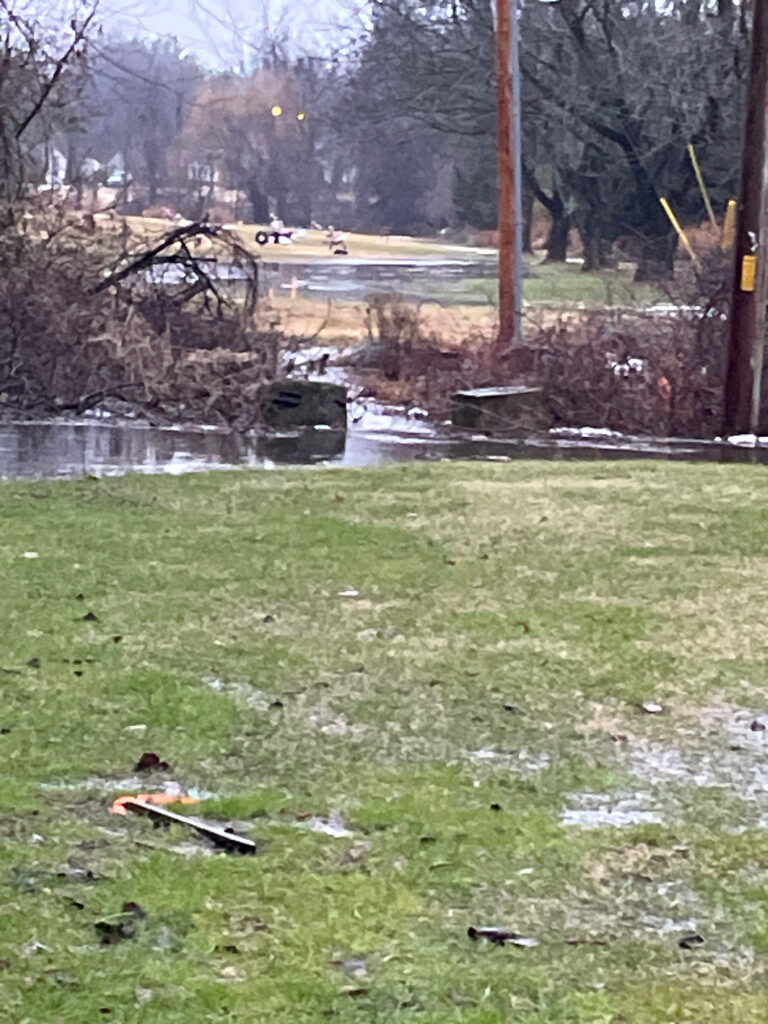 a broken fence and a broken fence (MyCoast AI)