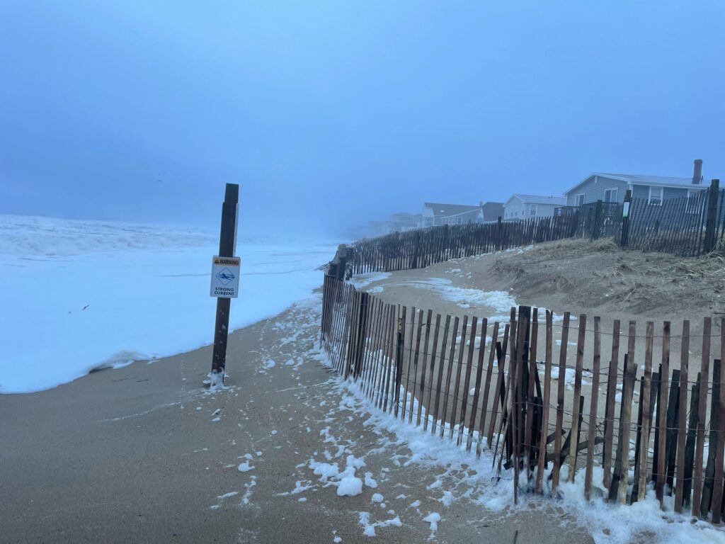 a fence on a beach (MyCoast AI)