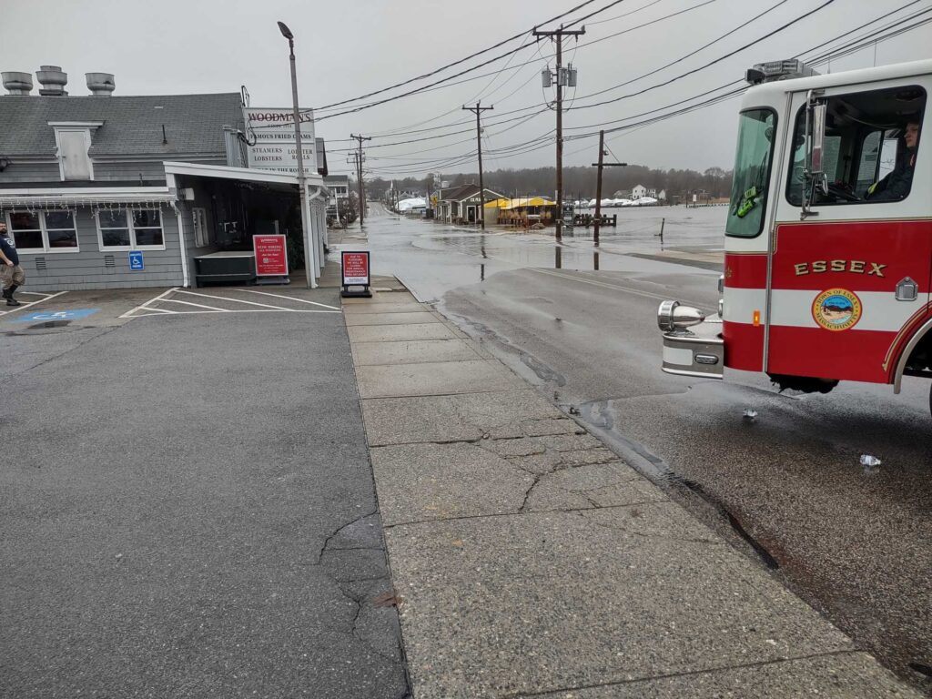 a bus parked on the side of a road (MyCoast AI)