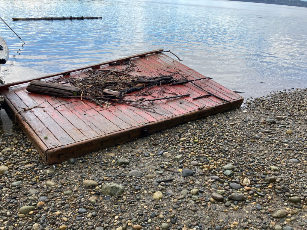 a boat on the shore (MyCoast AI)