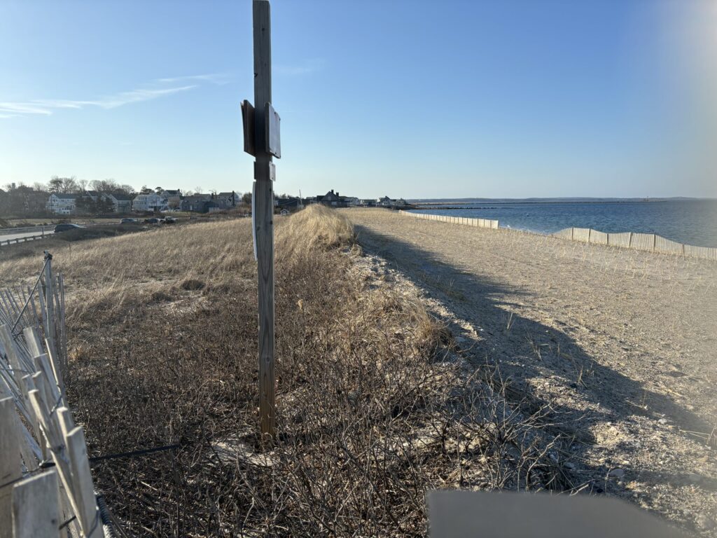 a dirt road next to a beach (MyCoast AI)