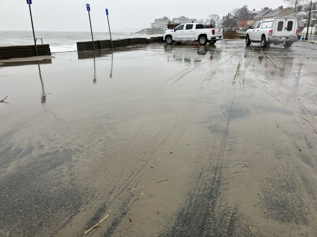 a flooded street with cars (MyCoast AI)