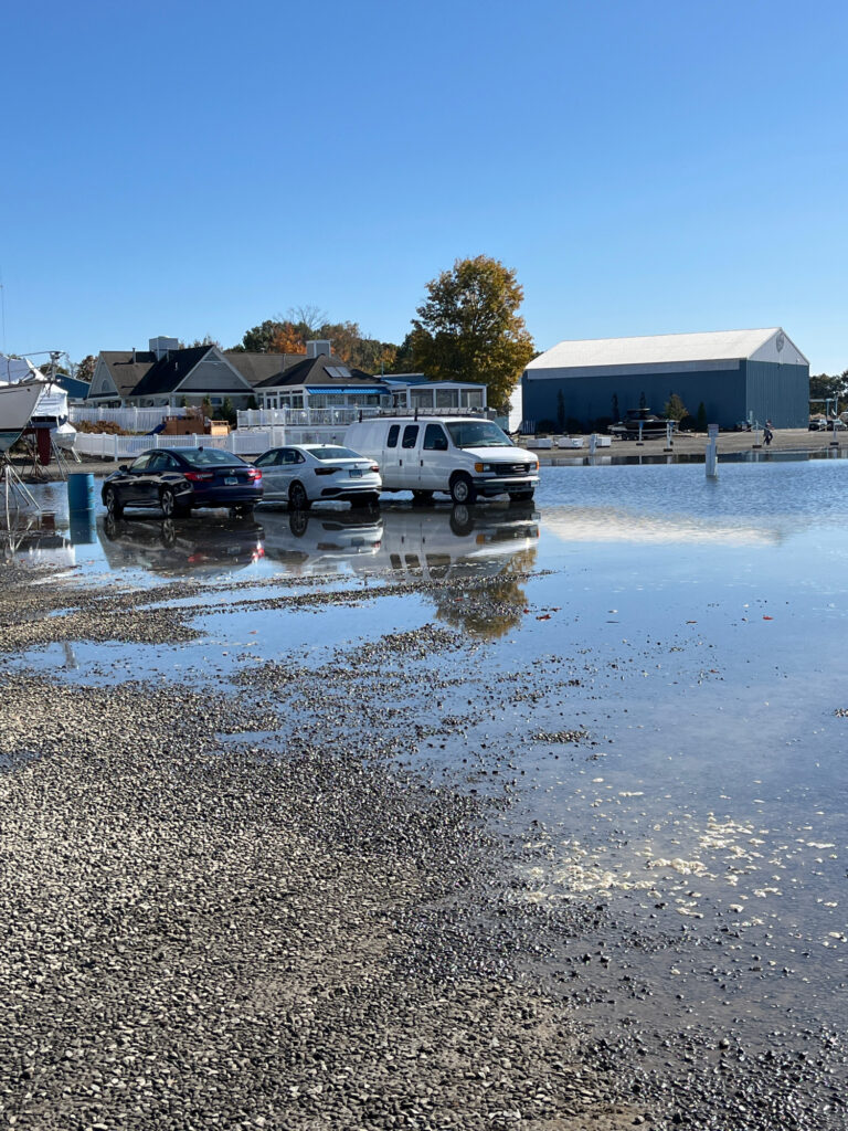 a group of cars parked in a parking lot (MyCoast AI)