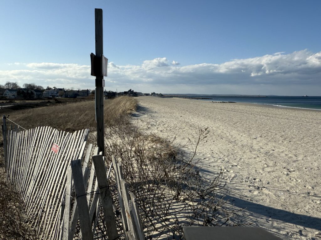 a fence on a beach (MyCoast AI)