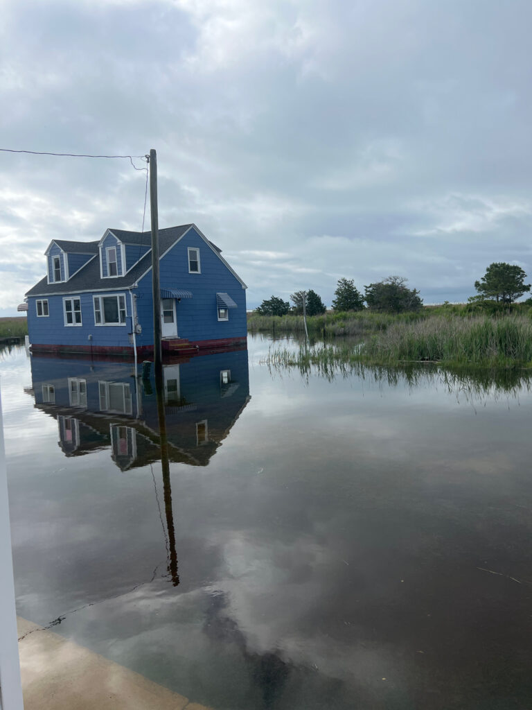 a house on a lake (MyCoast AI)