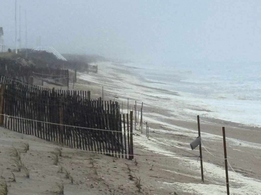 a fence on a beach (MyCoast AI)