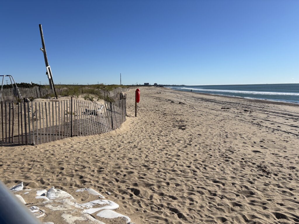 a fence on a beach (MyCoast AI)